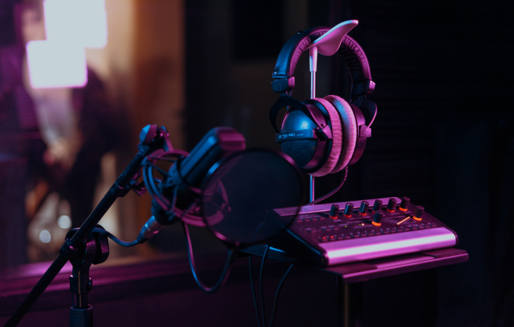 Cloud-Connected Audio studio microphone and headphones setup