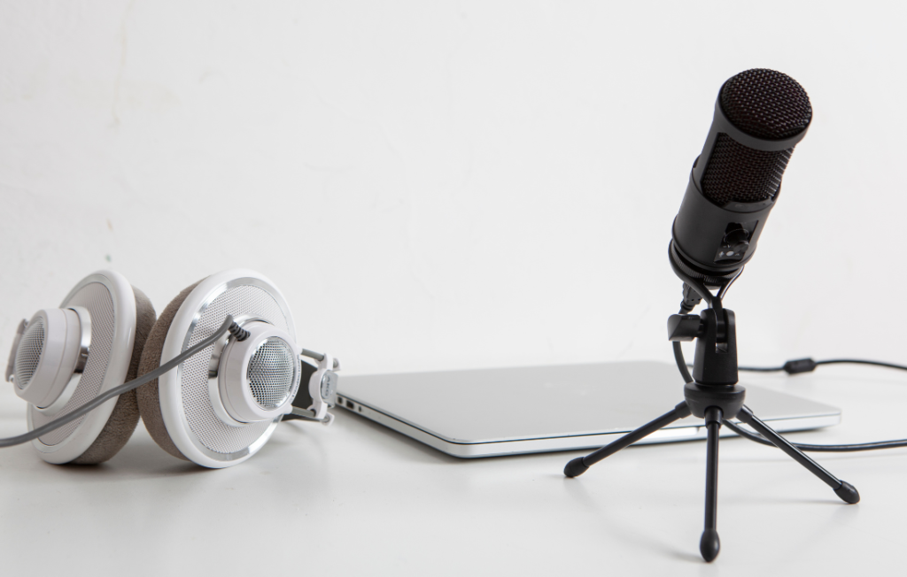 Cloud-Connected Audio podcasting microphone and headphones.